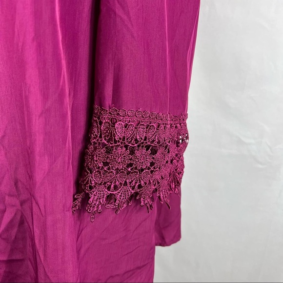 TOBI Wine Cold Shoulder Dress with Lace in Size Small - Picture 3 of 4